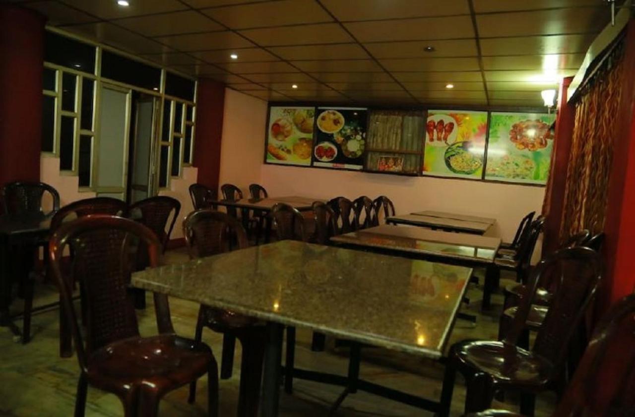 Hotel Blue Bird Udagamandalam Exterior foto
